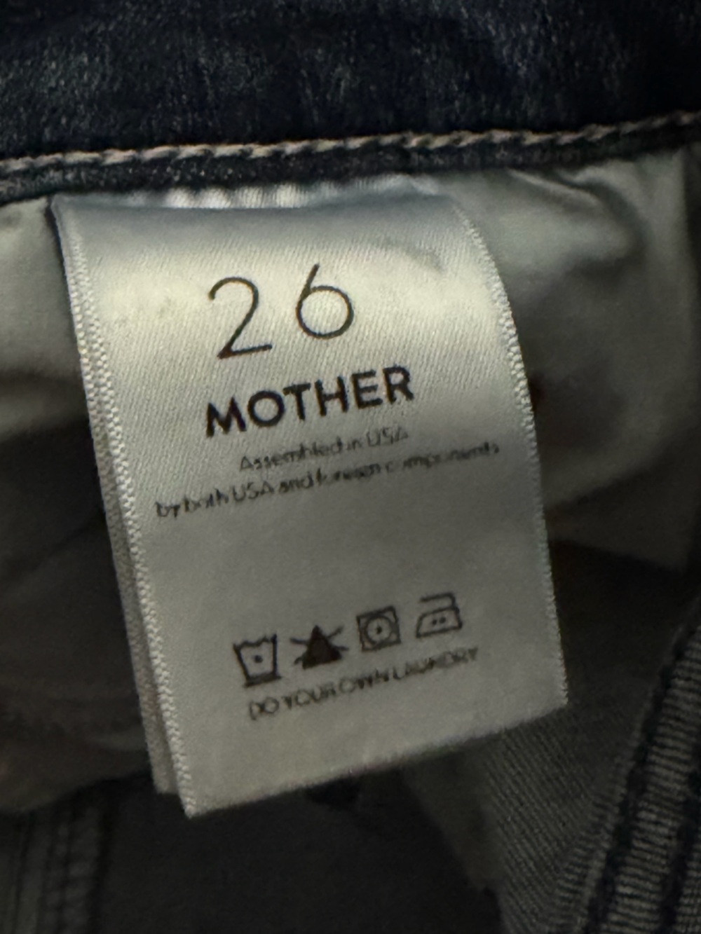 MOTHER The Pony Boy Ankle Fray Jeans Size 26 Medium Wash Raw Hem Straight Leg - Picture 6 of 9